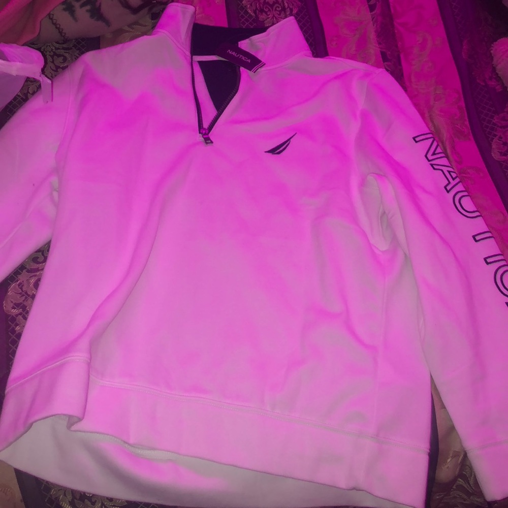 Men’s Nautica half zip.